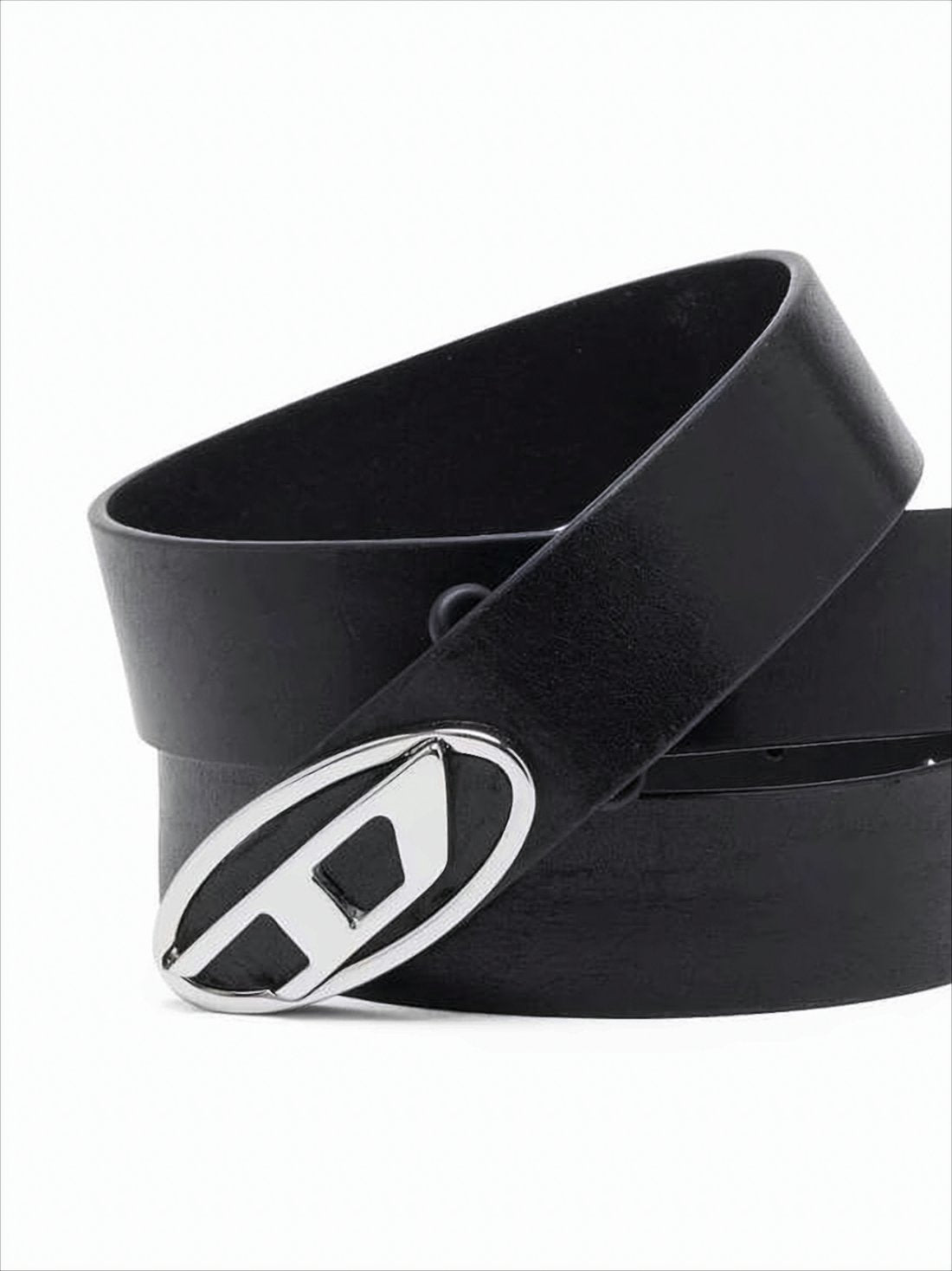 Smooth-Finish Black Leather Belt with Oval Silver Buckle