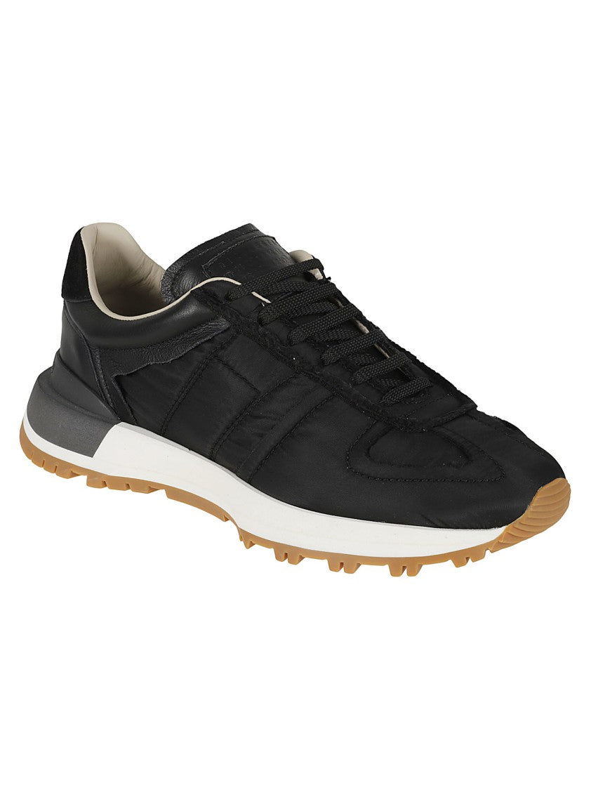 Sporty Black Sneakers With Textured Detailing