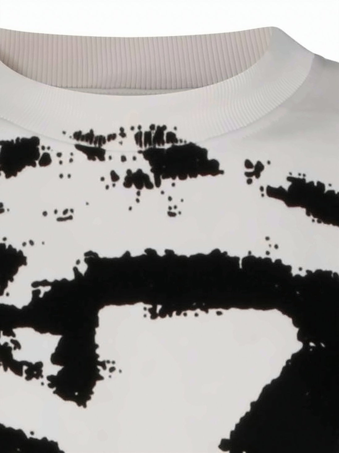 Long-Sleeve Tee with Abstract Graphic