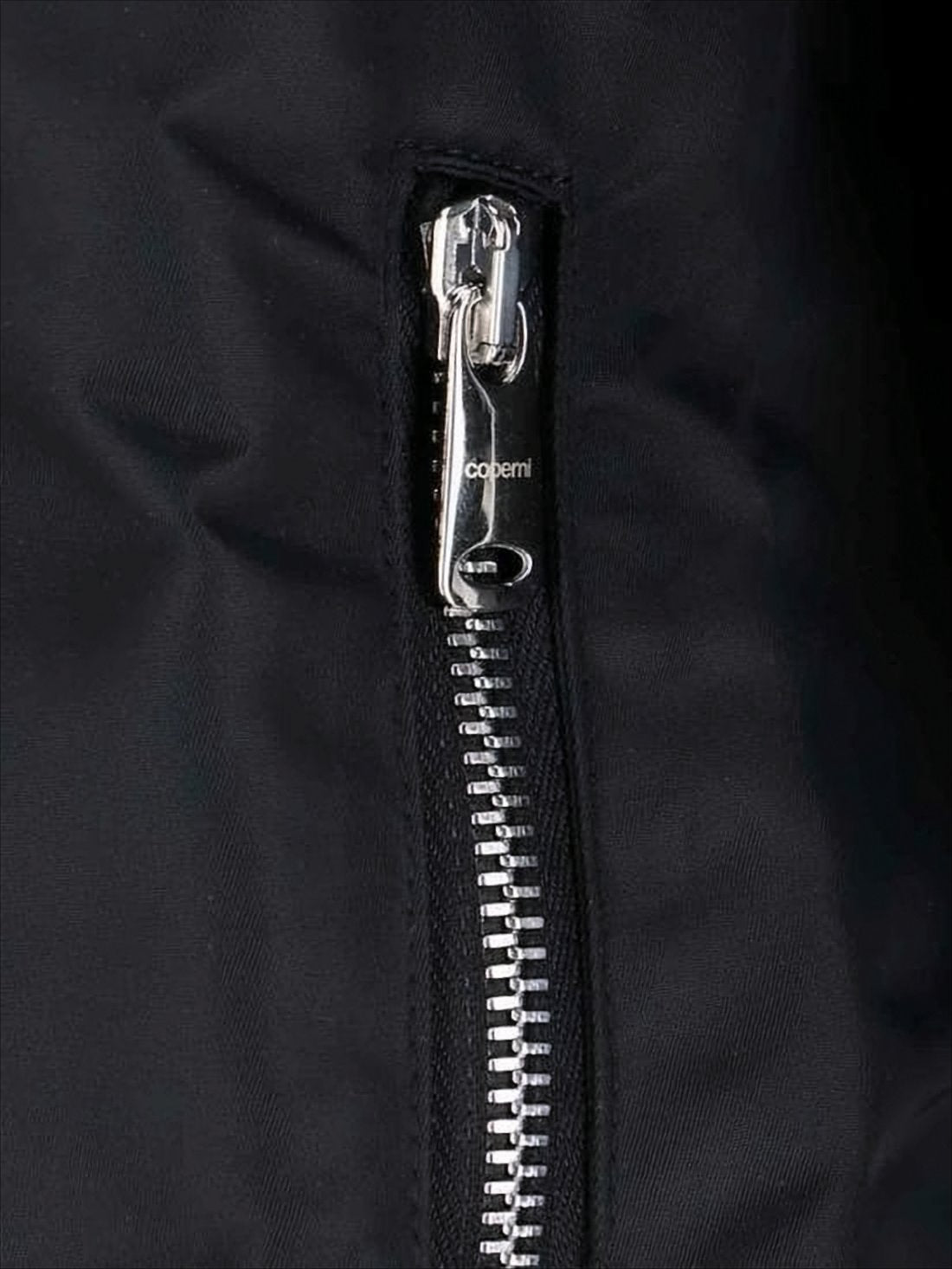 Black High-Collar Casual Jacket
