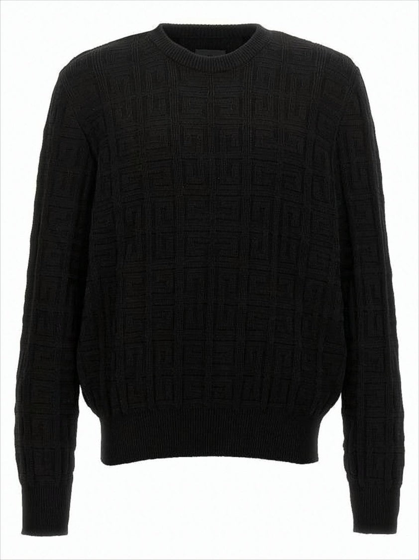 Textured Black Knit Sweater with Classic Crew Neckline