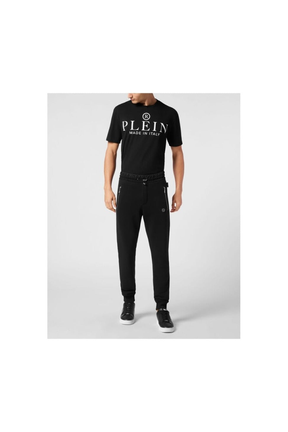 Tailored Fit Black Trousers With Zippered Pockets