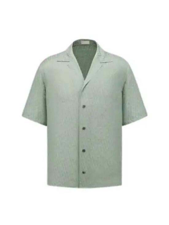 Short-Sleeved Relaxed Fit Shirt with Classic Collar