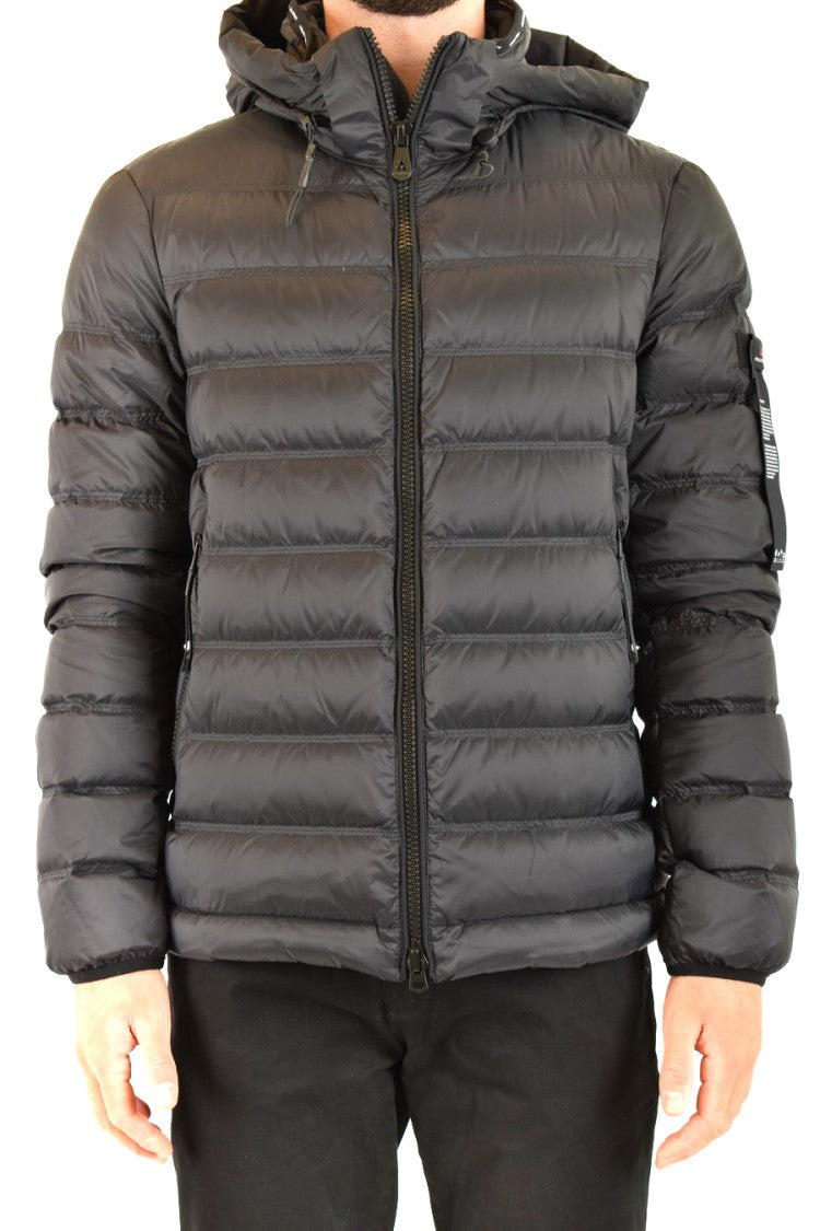 Quilted Black Puffer Jacket With Hooded Design