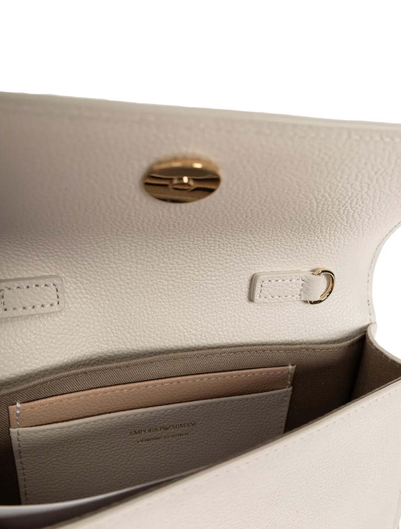 Dug Grain Finish Chain Shoulder Bag
