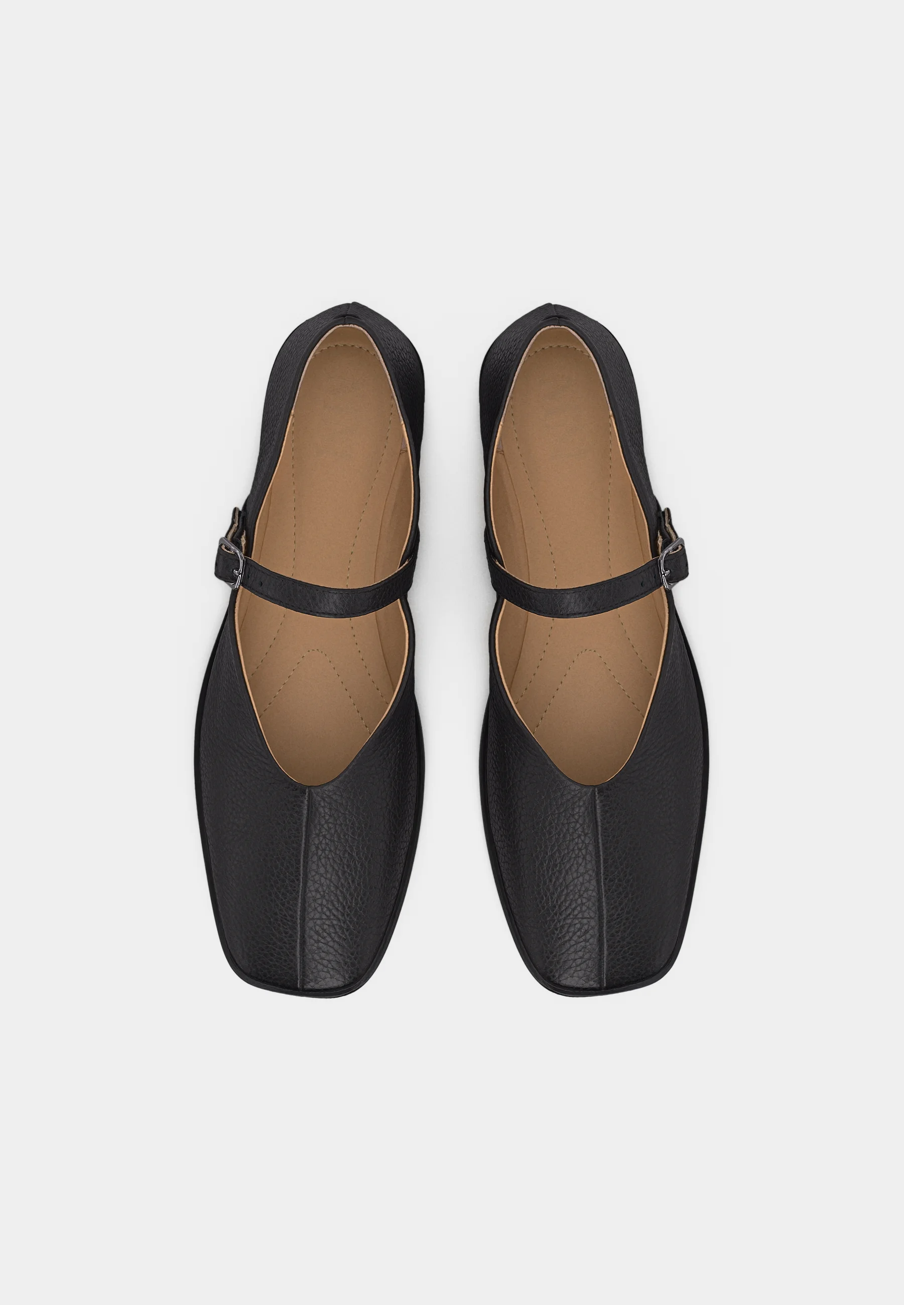 Black Bovine Leather Flat Shoes