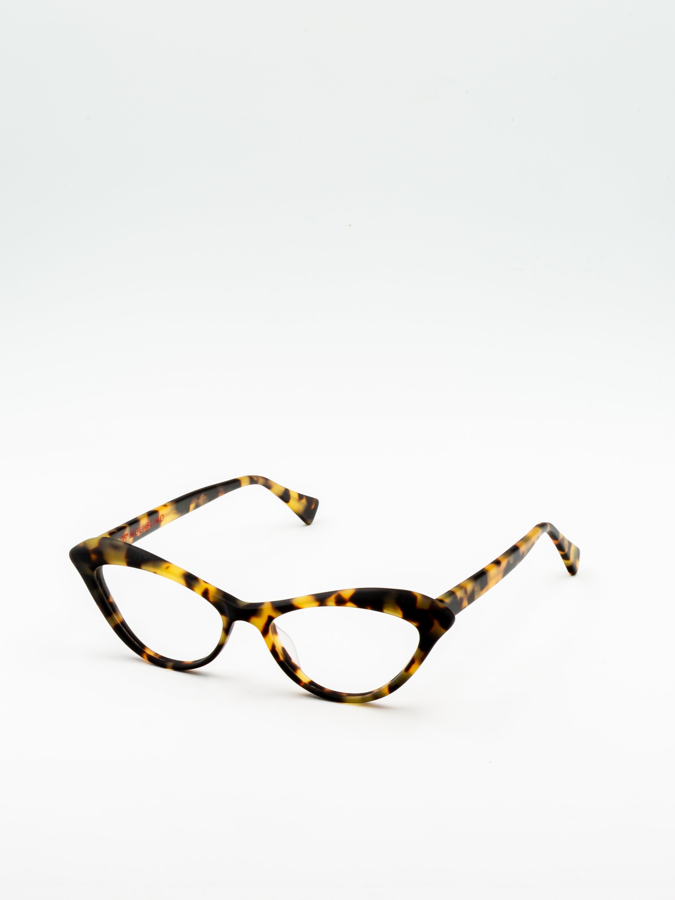 Cat-Eye Optical Frames in Tortoiseshell Design