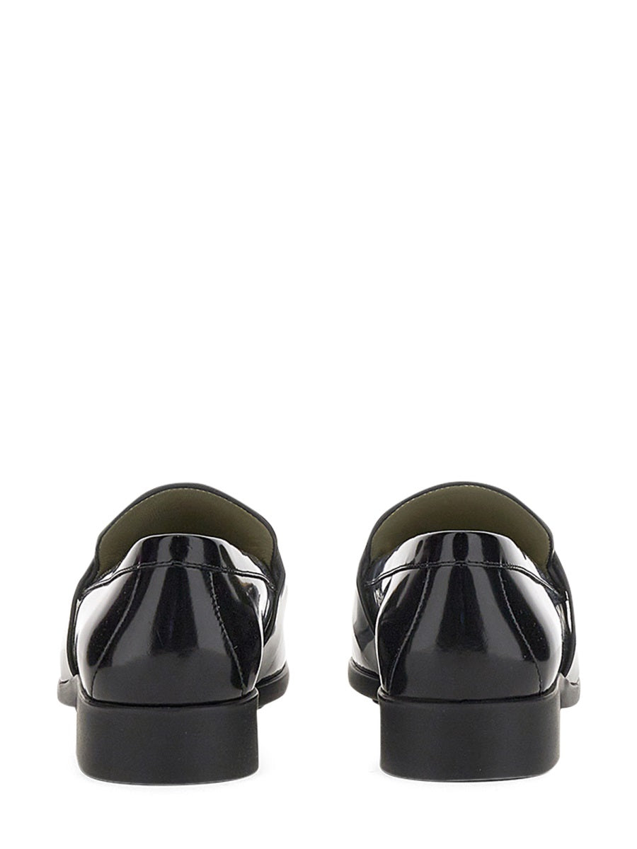 Sleek Minimalist Loafer with Rubber Sole