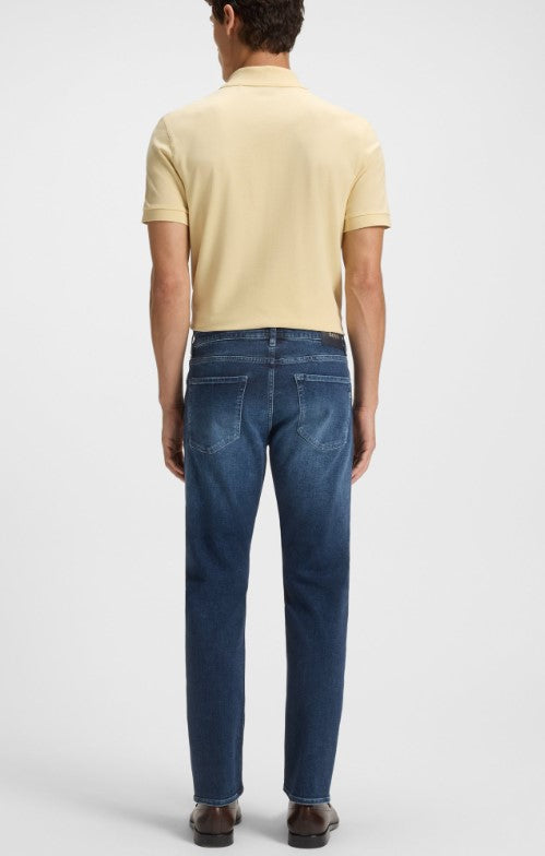 Slim-Leg Blue Jeans With Five-Pocket Design