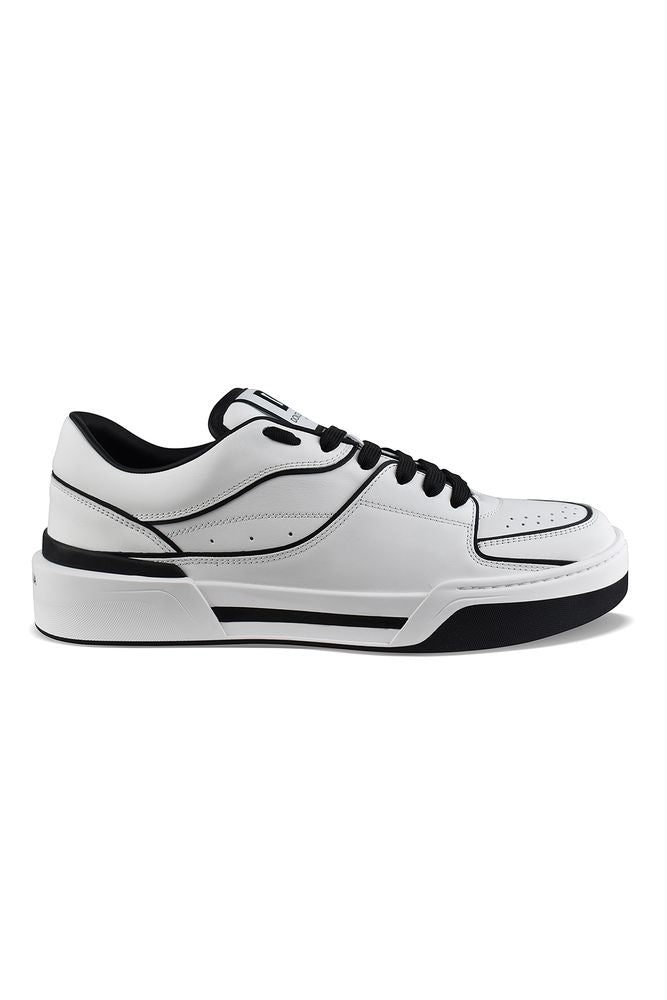 White Leather Low-Top Sneakers With Black Accents And Logo Patch