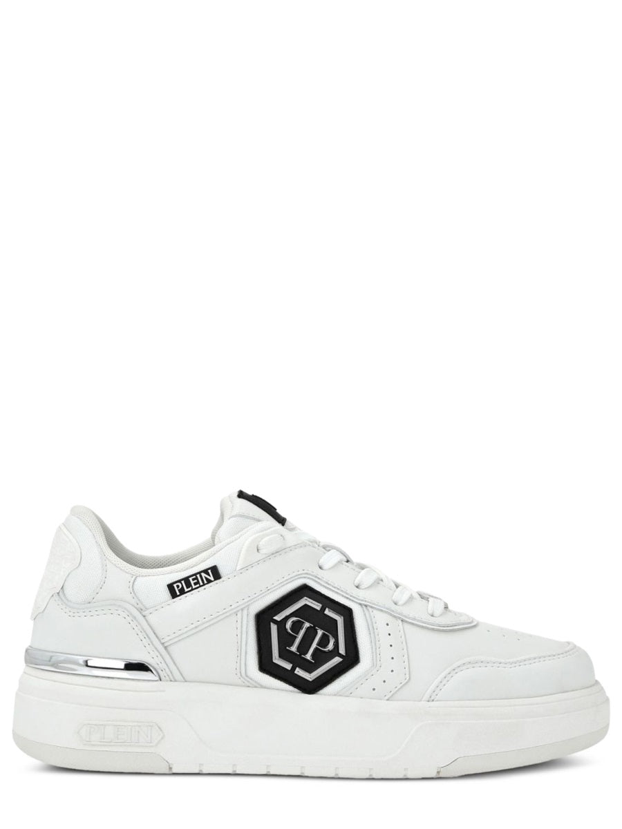 Low-Top Sneakers with Perforated Detailing