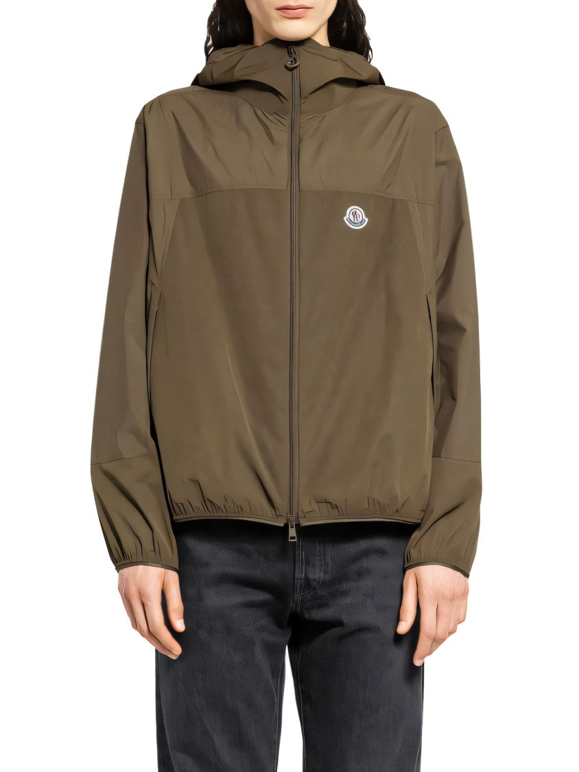 Lightweight Zip-Up Jacket With Hood