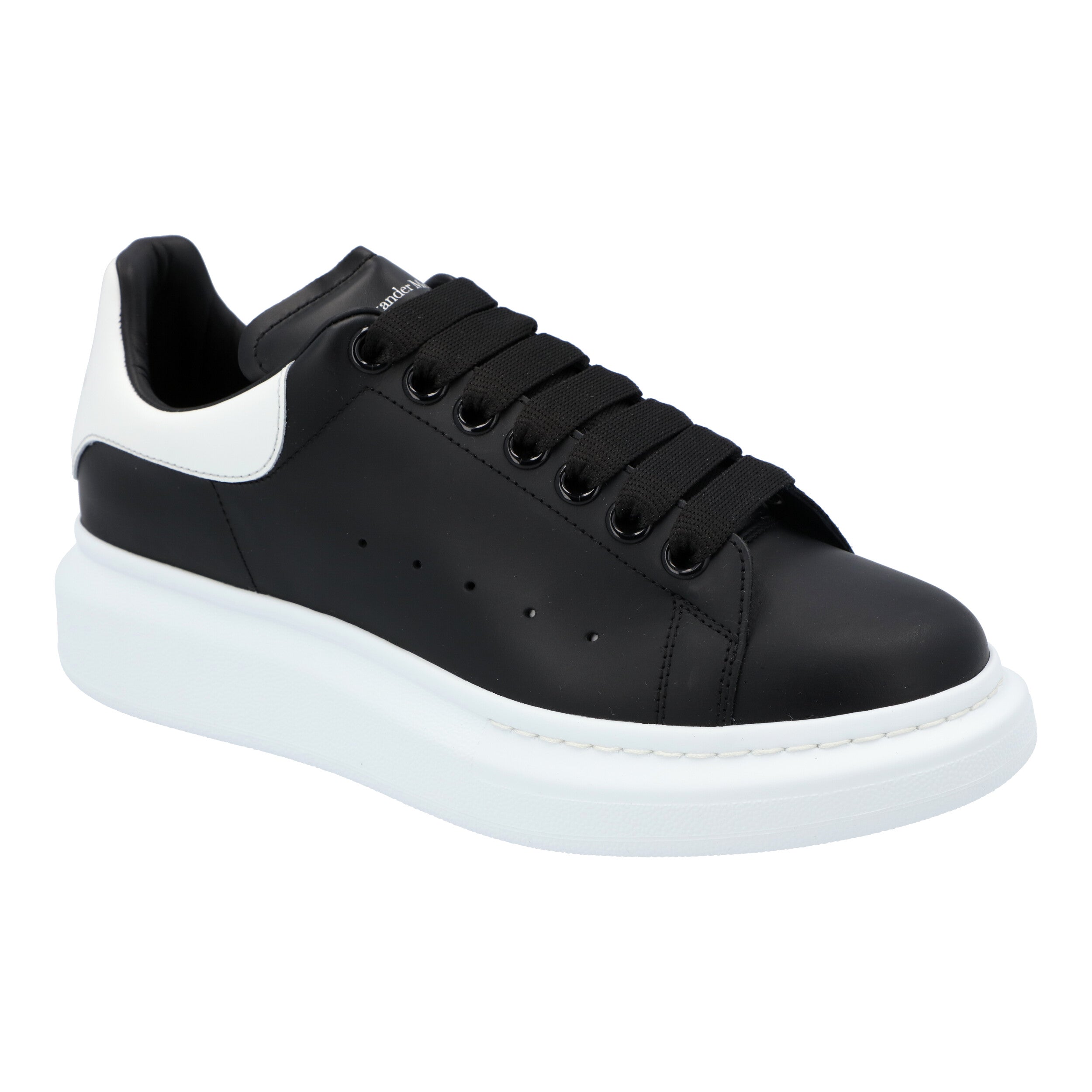 Oversized Sneaker 'Larry' In Black/White