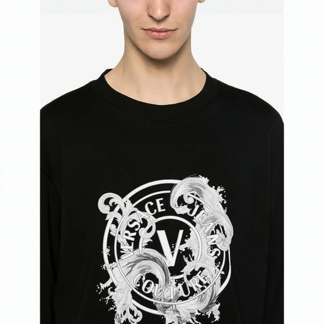 Long-Sleeve Black T-Shirt With Artistic White Graphic