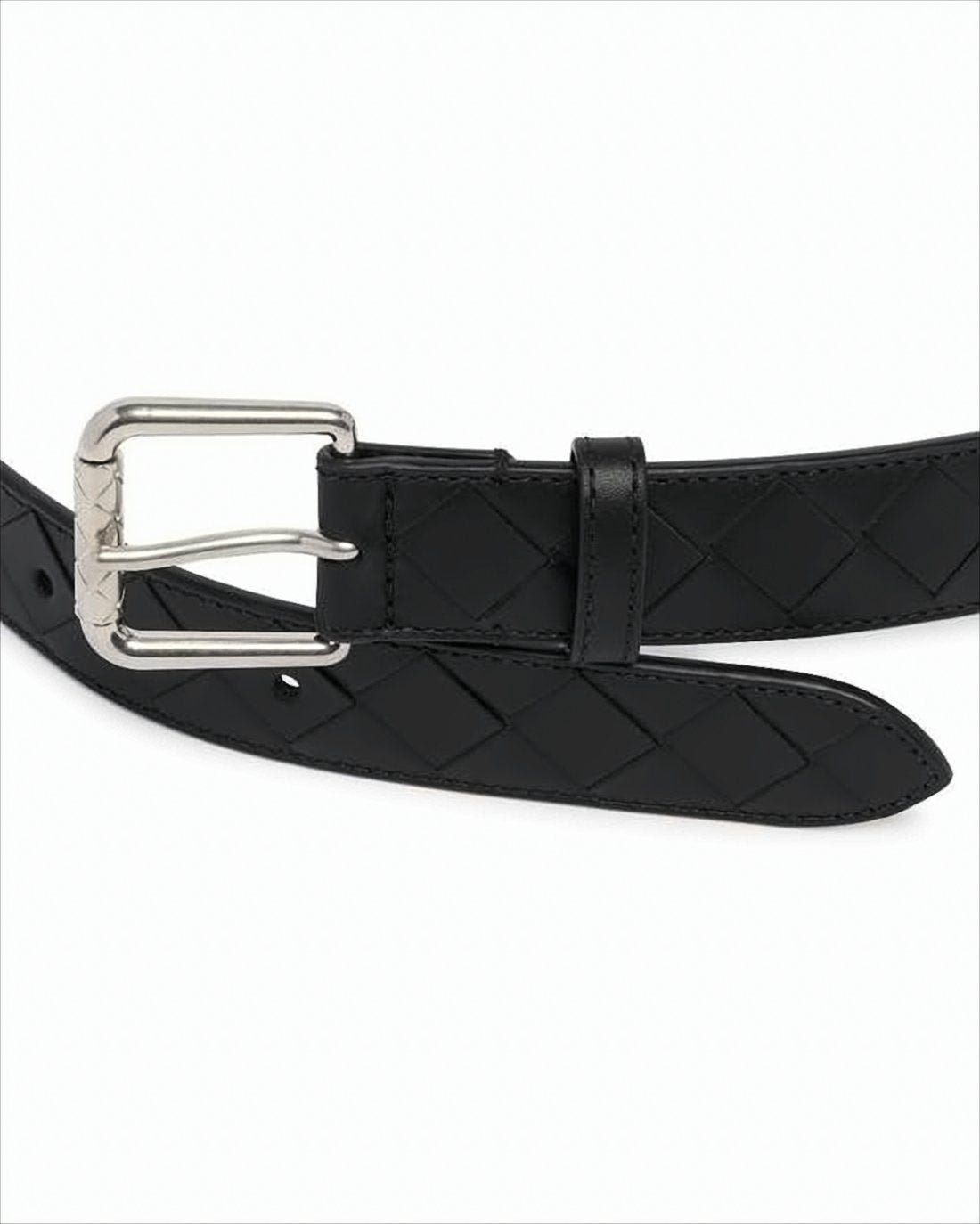 Refined Leather Belt with Woven Pattern