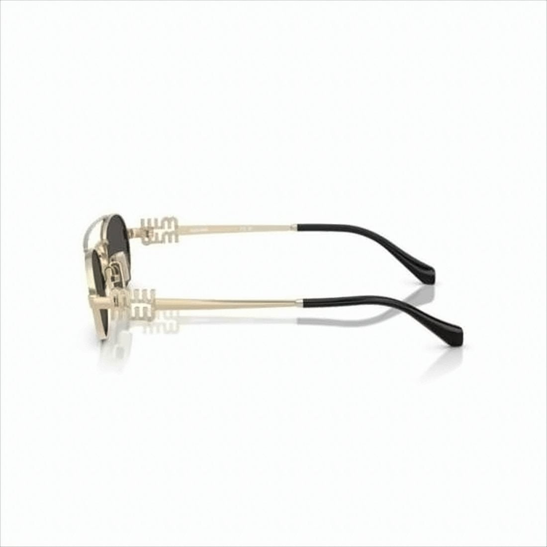 Oval Sunglasses with Gold Metal Frame