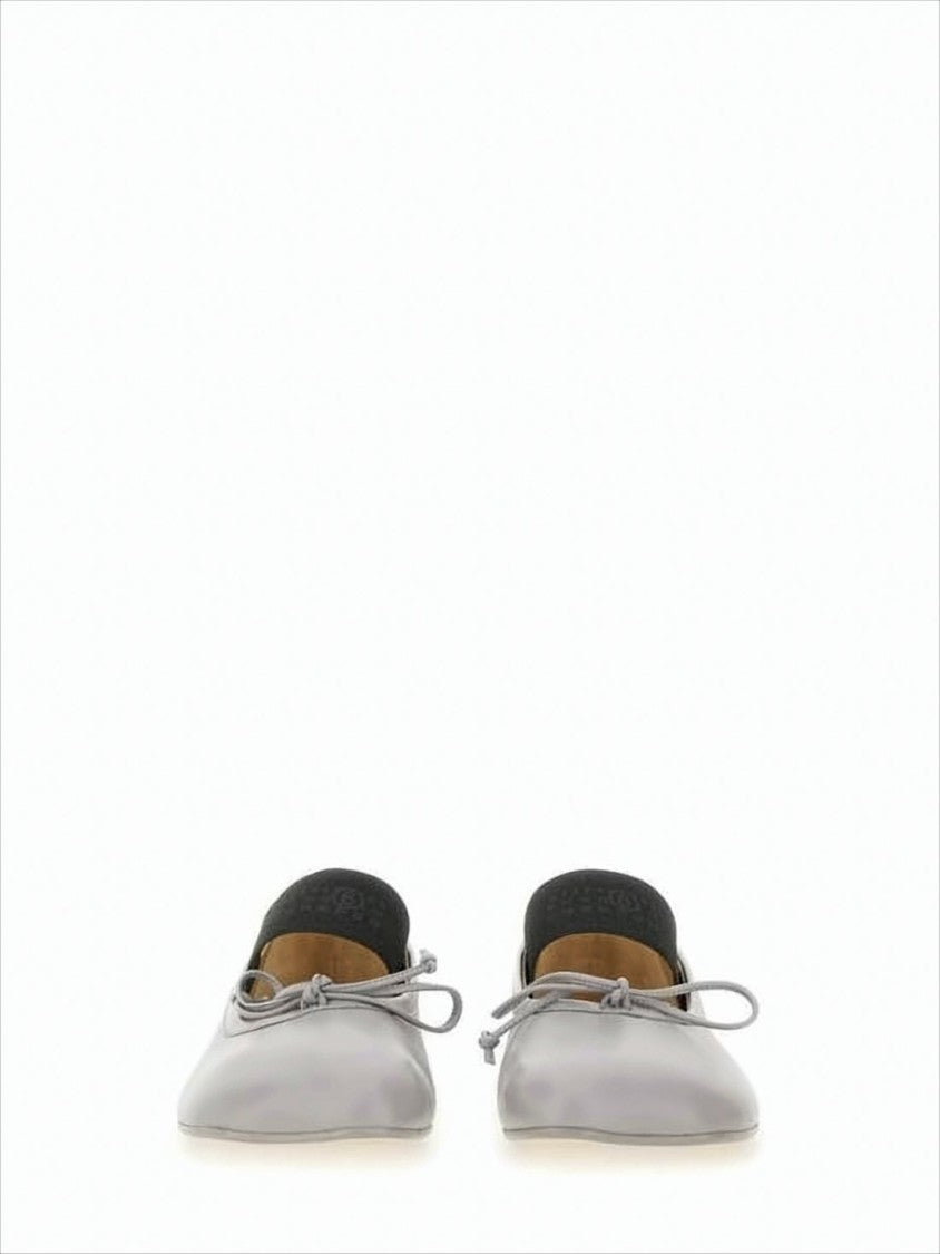 Minimalist Grey Lambskin Flats with Bow Detail
