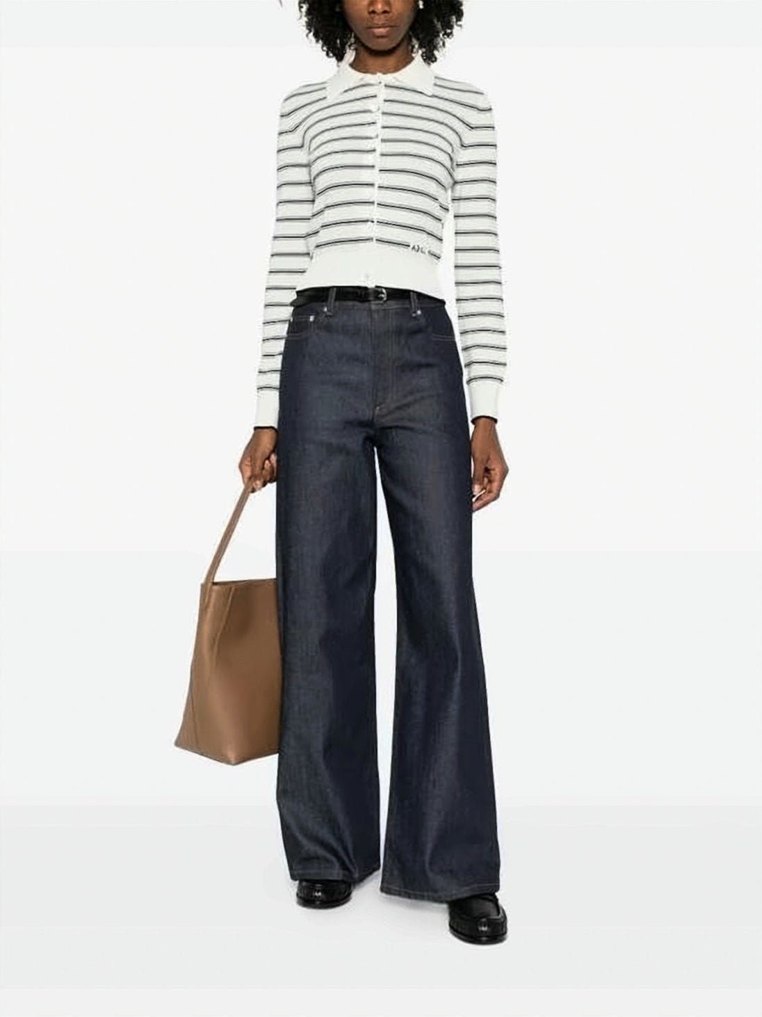 Cropped Cardigan with Classic Collar and Ribbed Finish