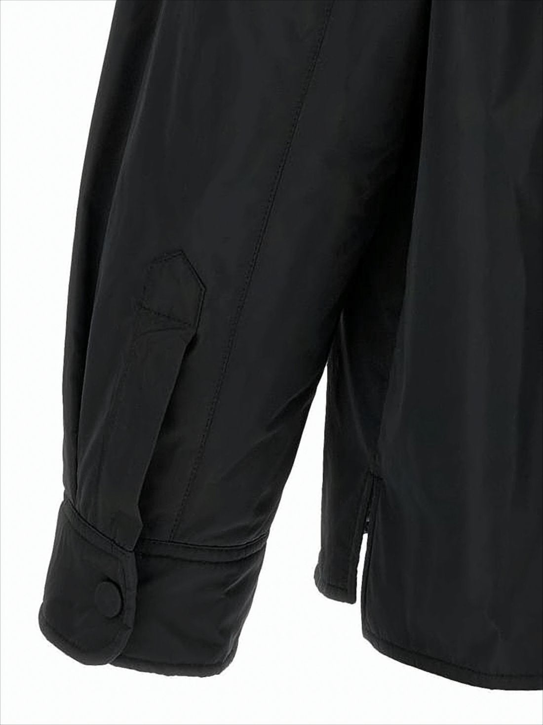 Black Minimalist Jacket with Classic Collar