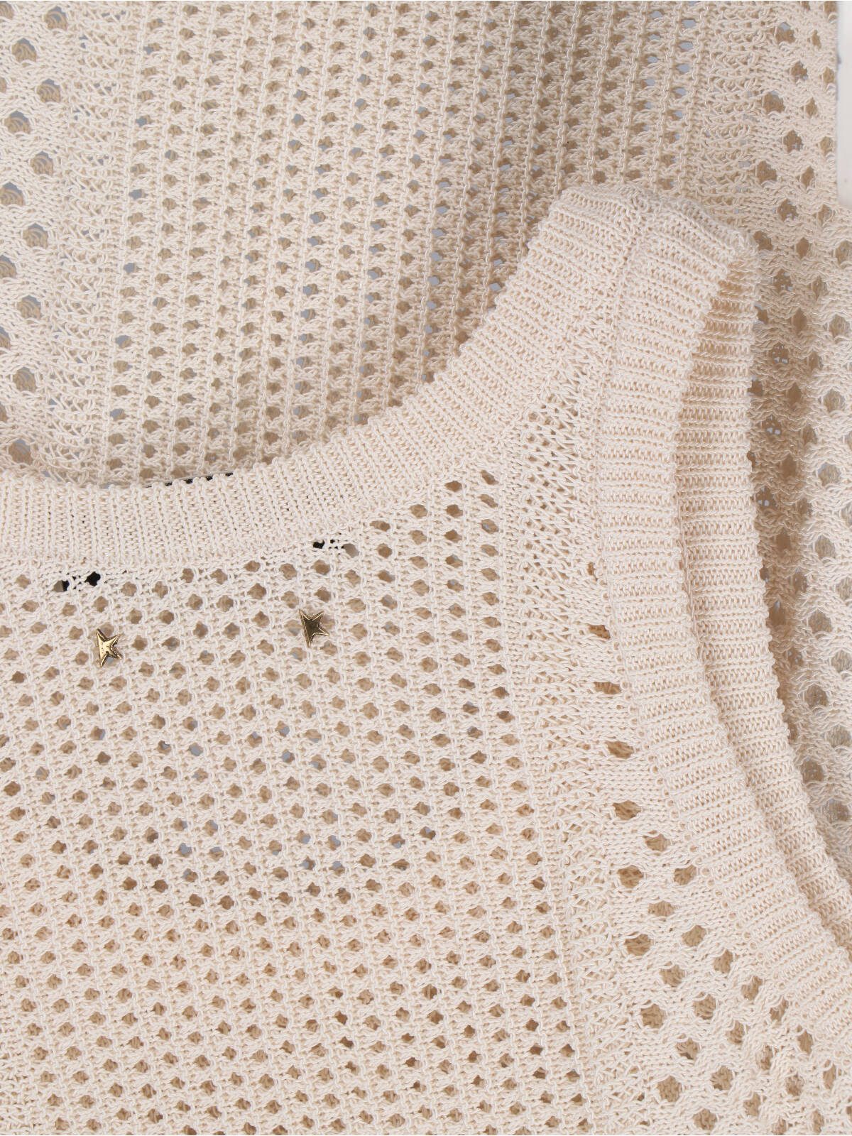 Crisp White Top With Classic Silhouette And Smooth Texture