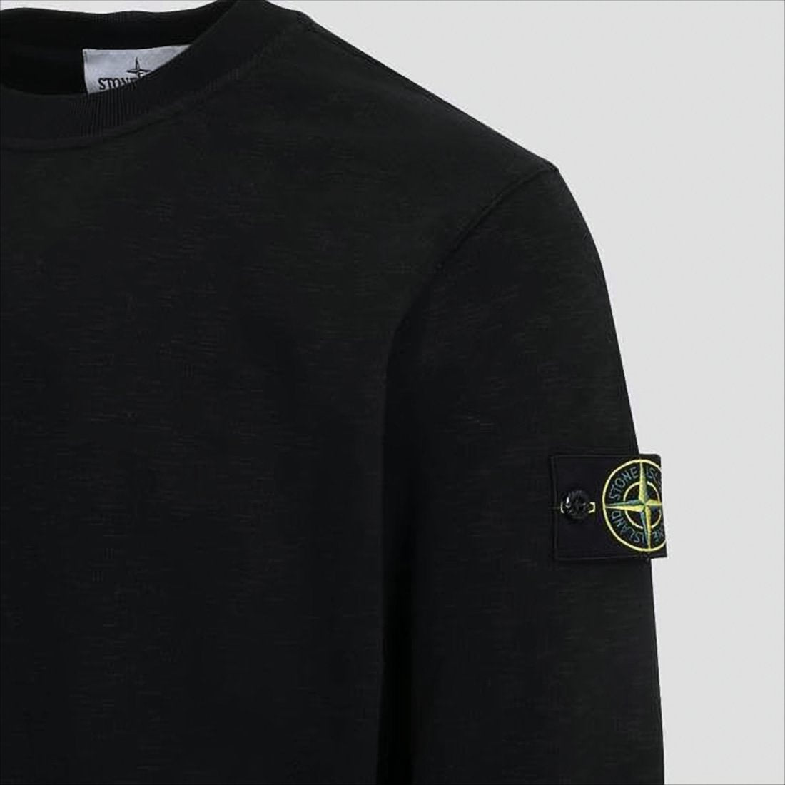 Long-Sleeve Crewneck Sweatshirt with Distinctive Patch