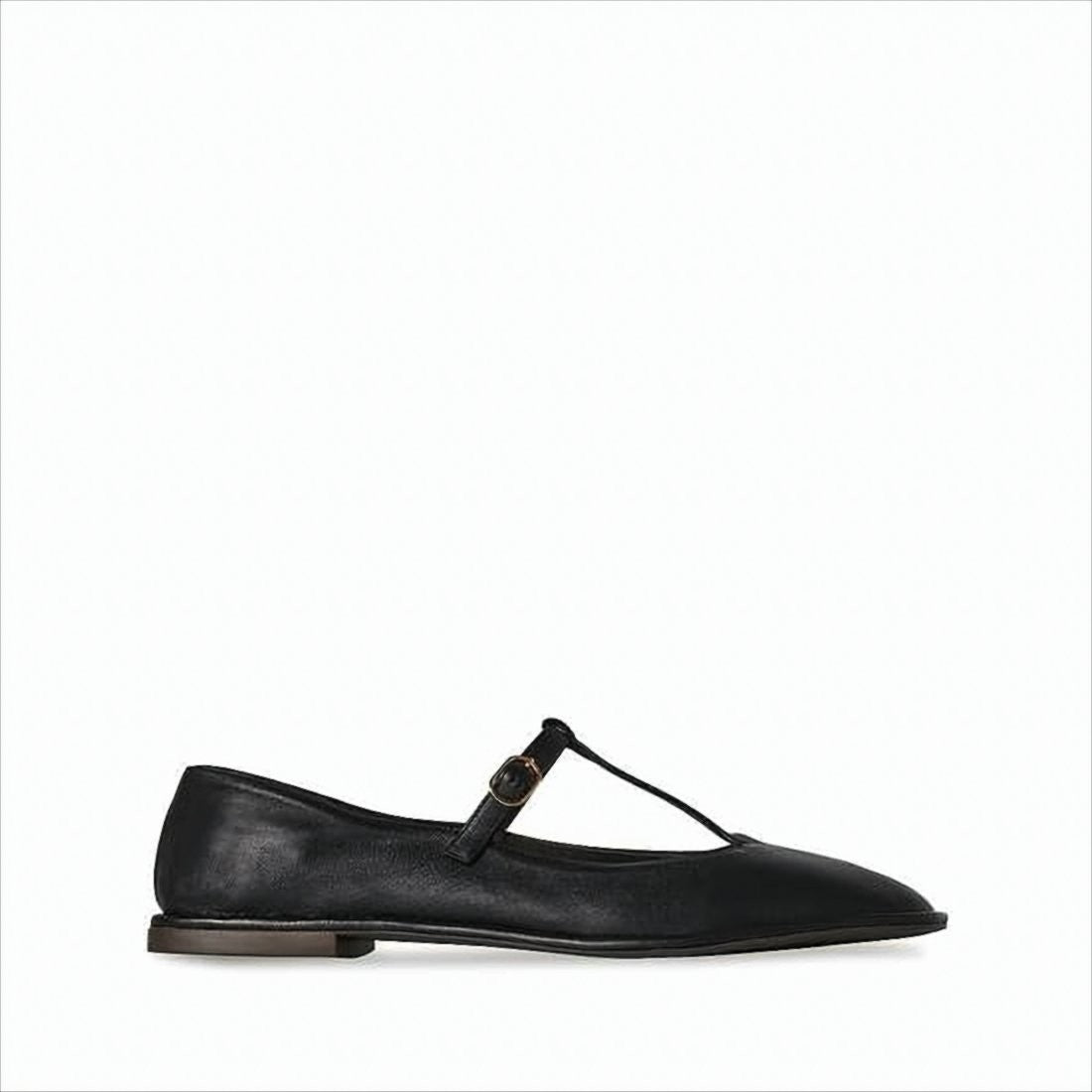 Pointed T-Strap Flat Shoes in Smooth Lamb Leather