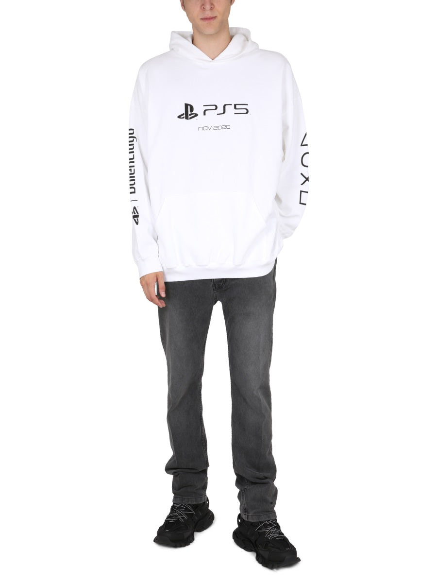 Traditional Fit Jeans with Patch Logo Detail
