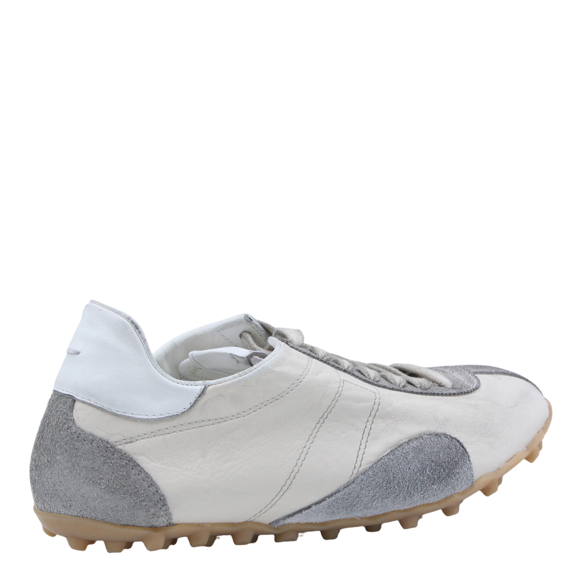 Contemporary Sneakers with Streamlined Design