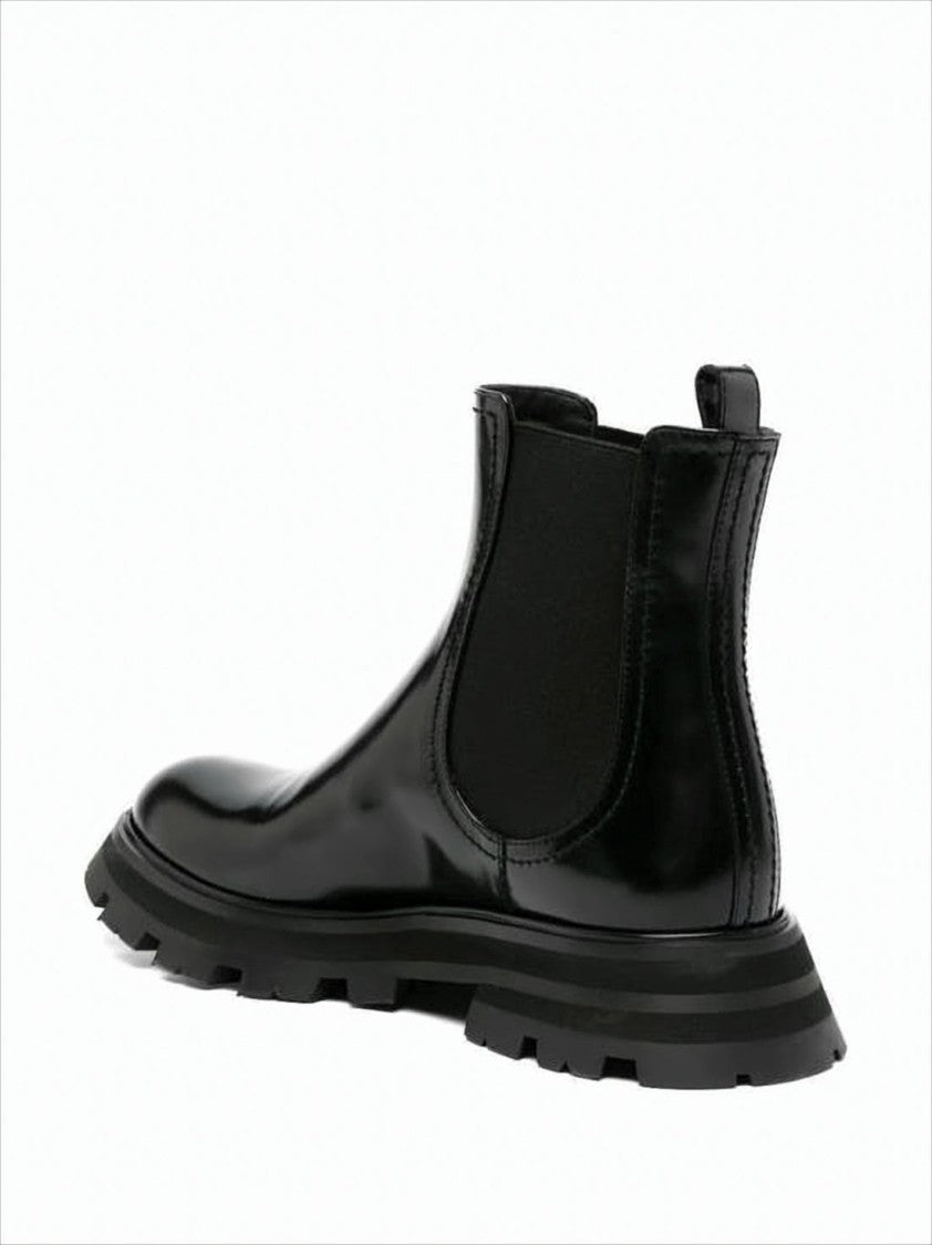 Polished Leather Boots with Rubber Sole