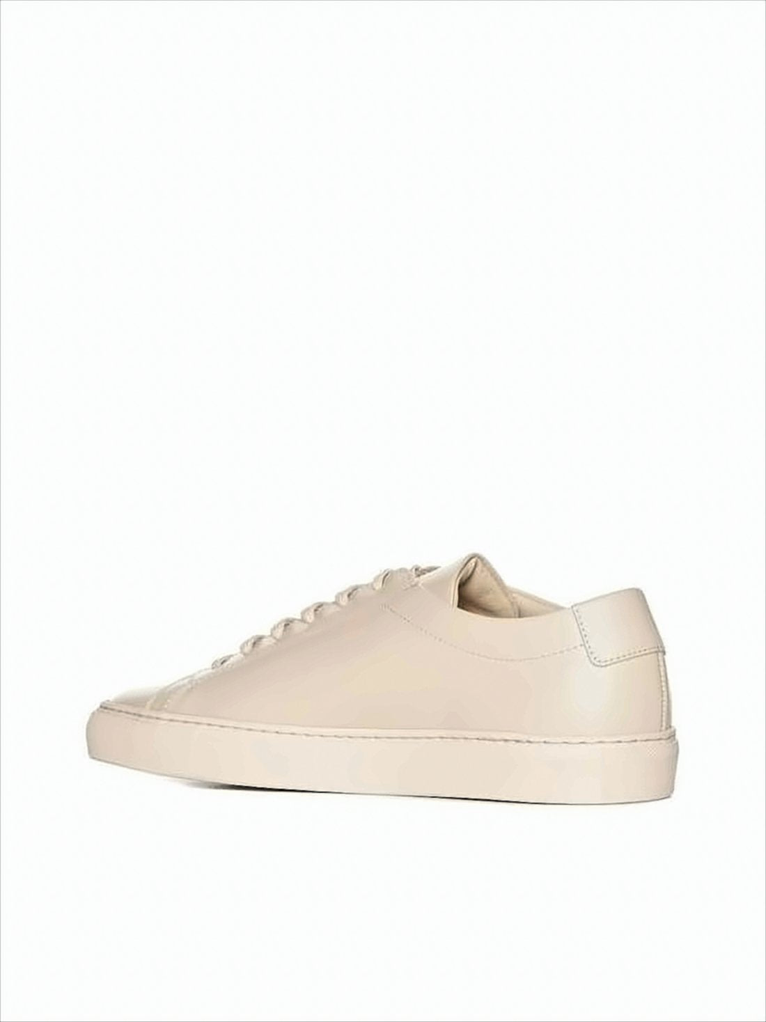 Minimalist Smooth Leather Sneakers with Discreet Signature