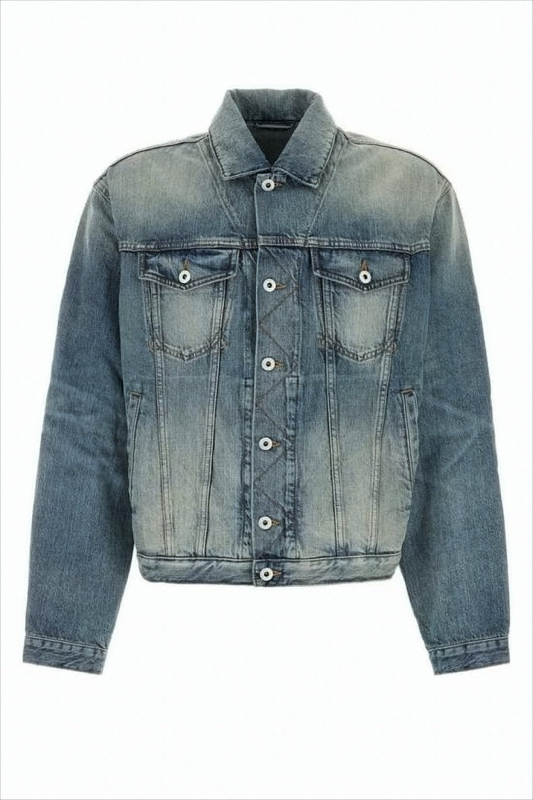 Cropped Denim Jacket with Classic Button-Up Front