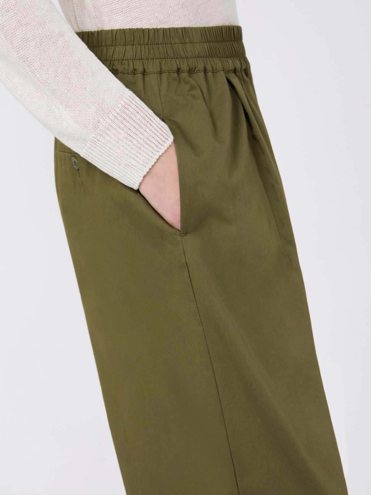 Pleated Wide-Leg Cropped Pants with Comfortable Elastic Waistband