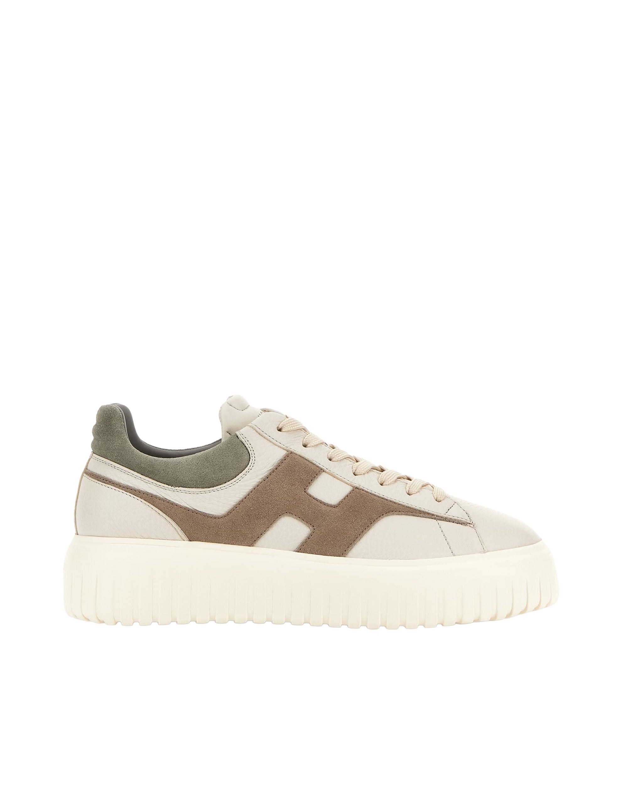 Low-Top Sneakers in Textured Calfskin and Suede Panels