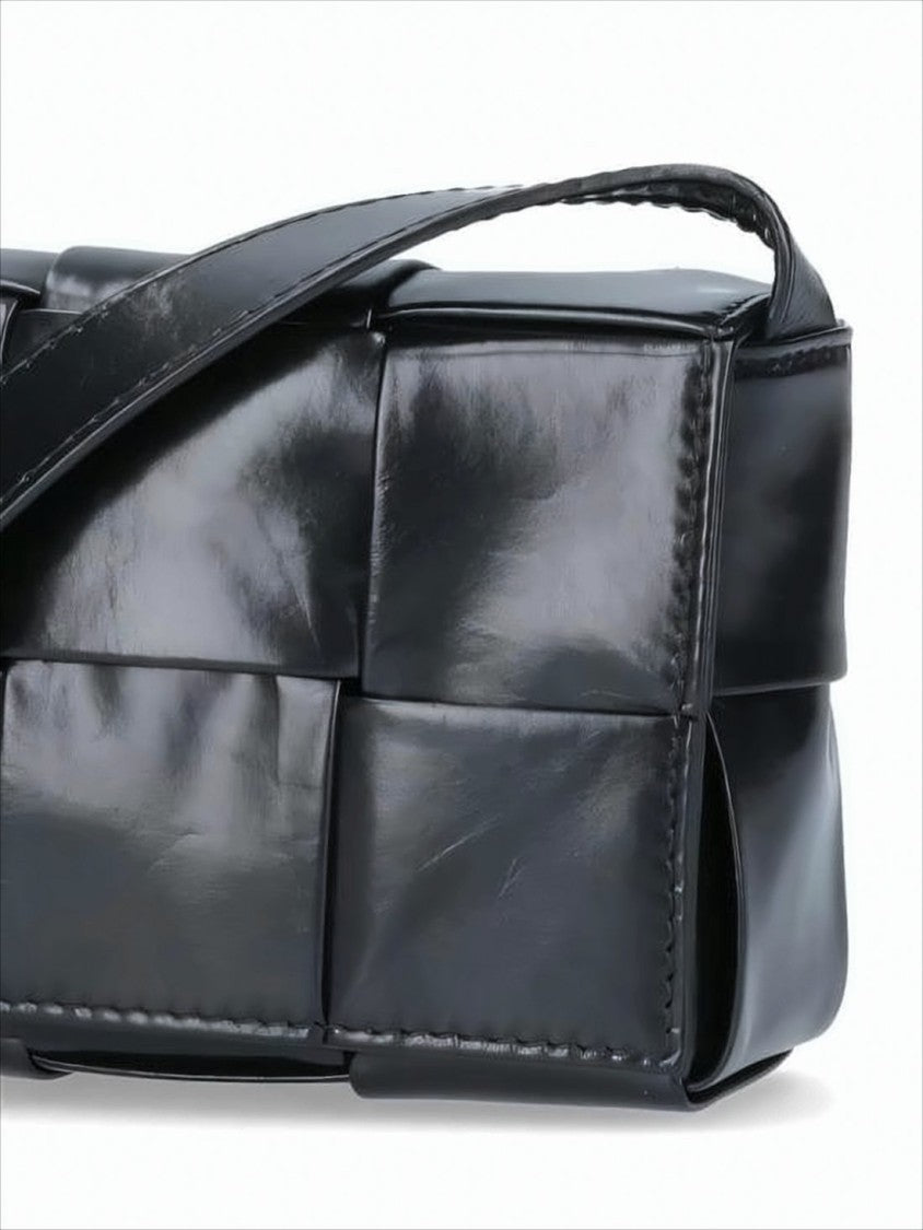 Distinctive Padded Crossbody Bag