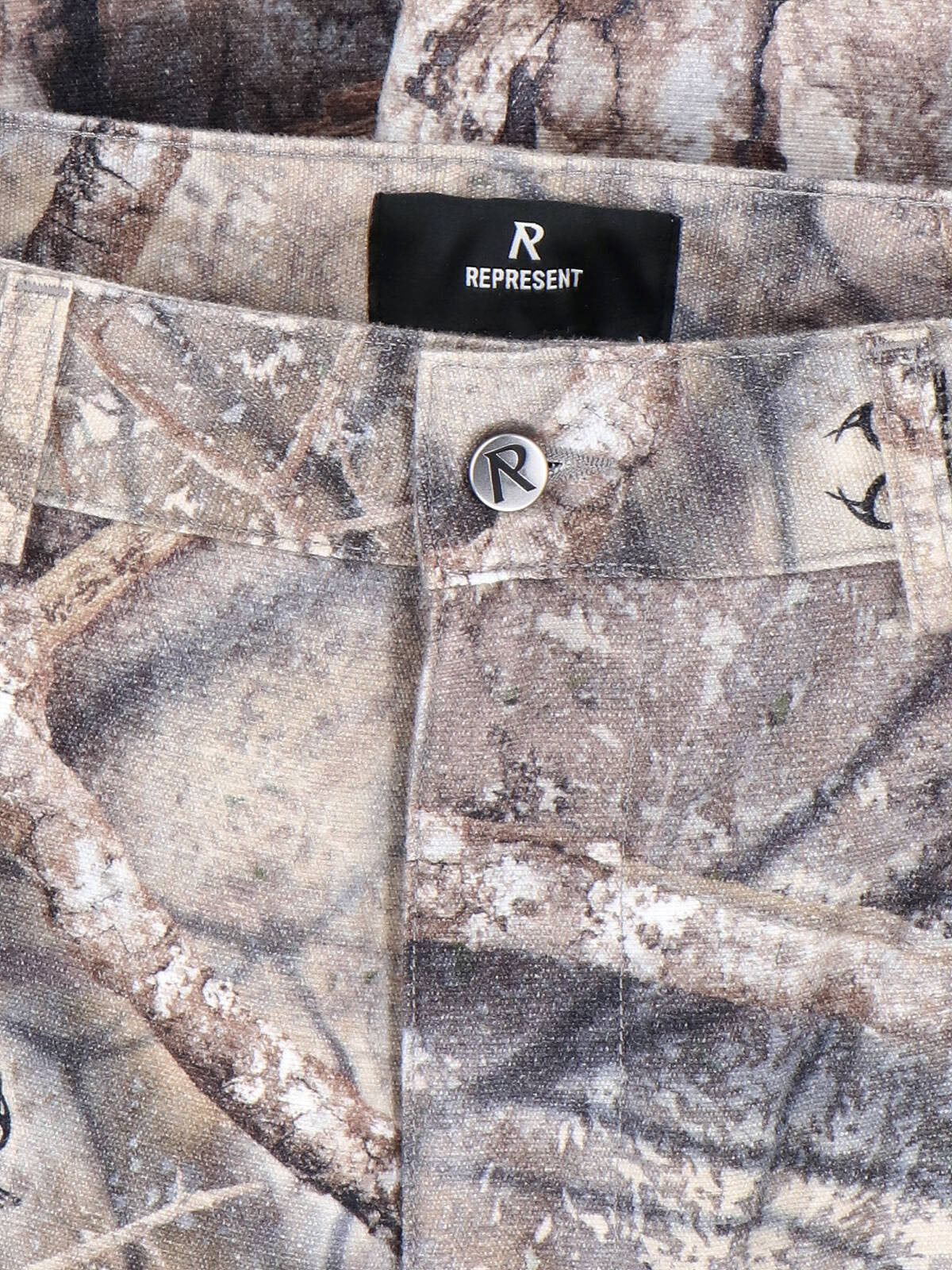 Mid-Rise Camo Pants with Multi-Pocket Design