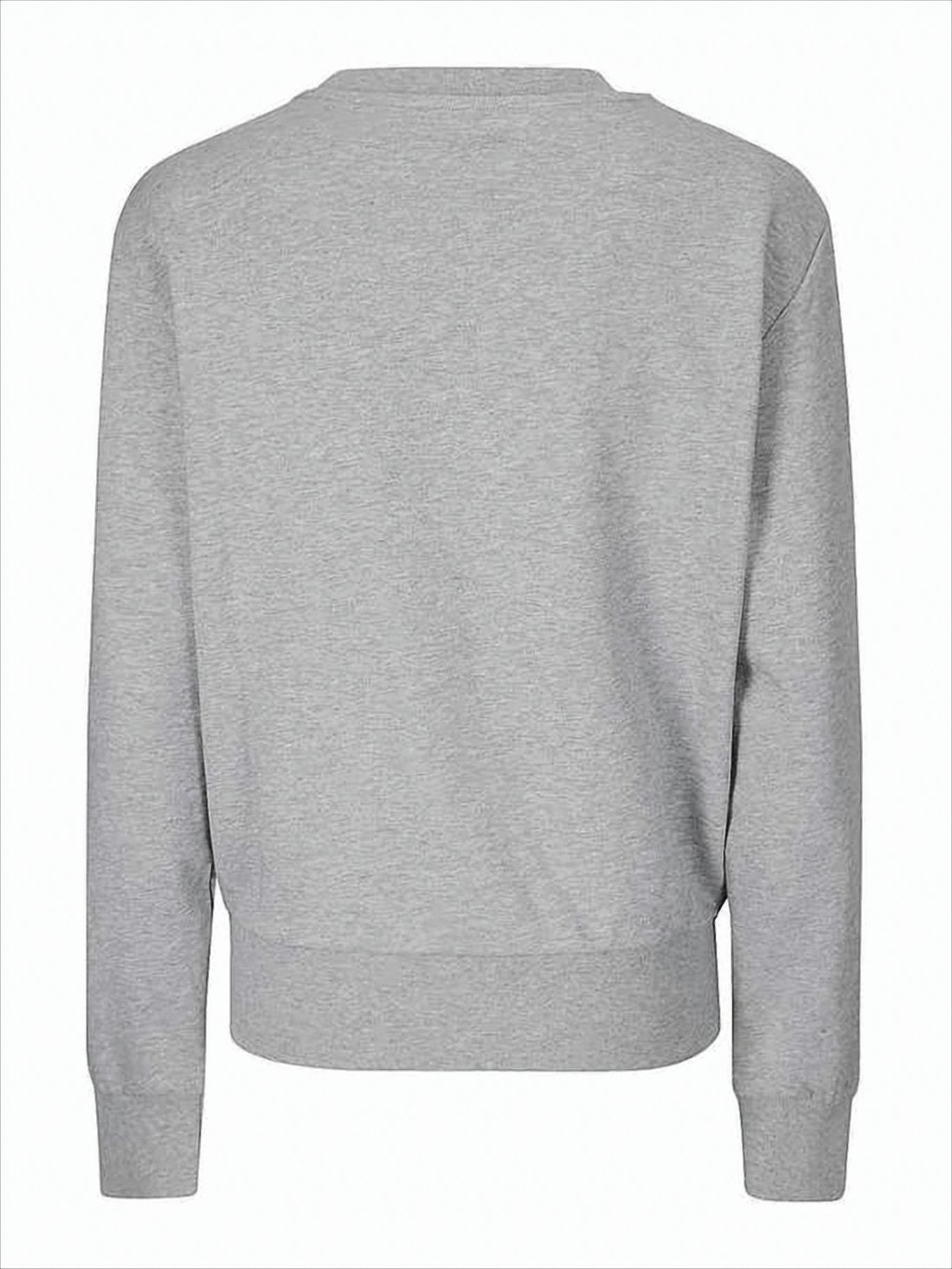 Long-Sleeved Crew Neck Sweatshirt
