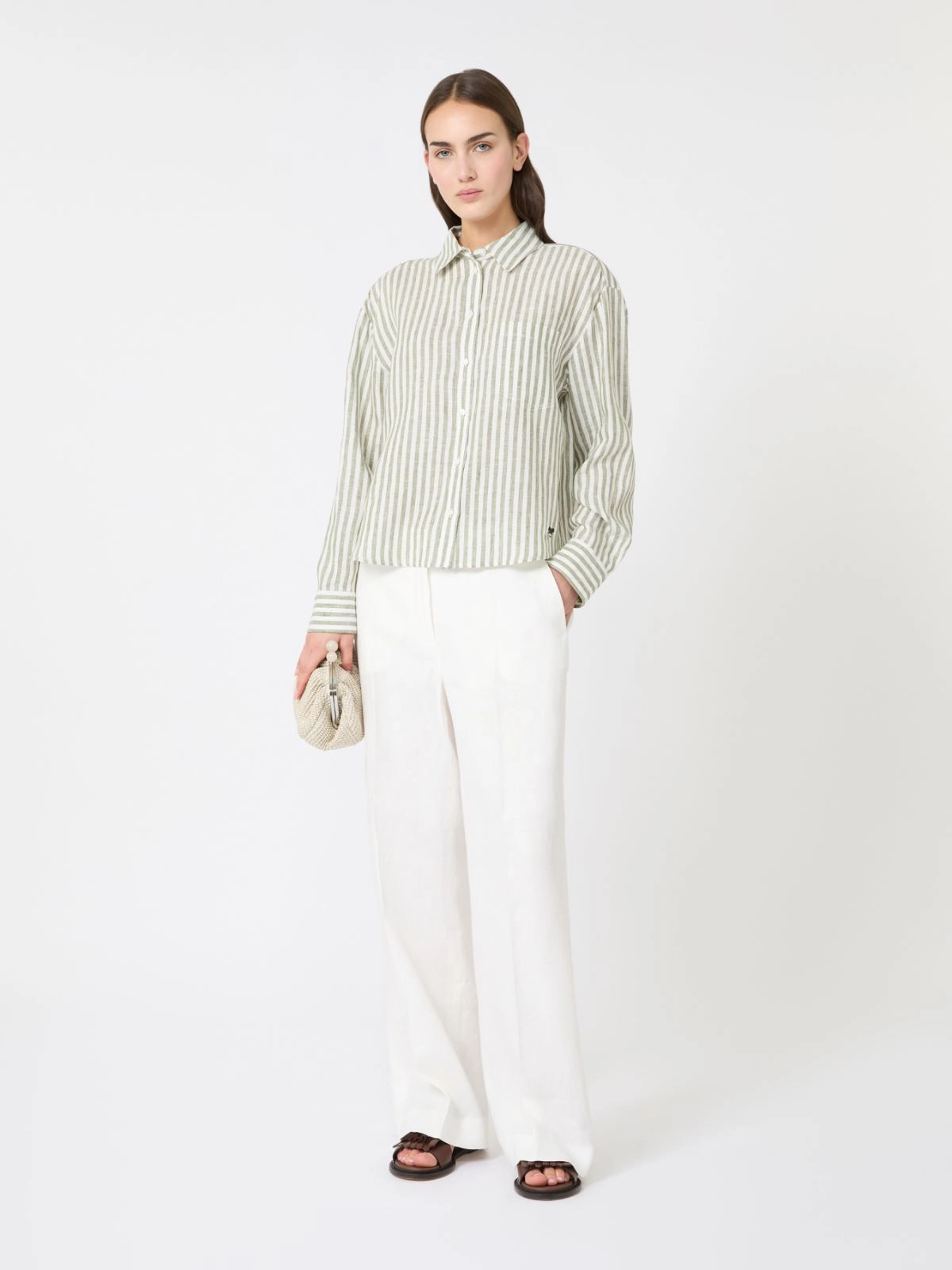 Tailored White Wide-Leg Trousers with Front Pleats