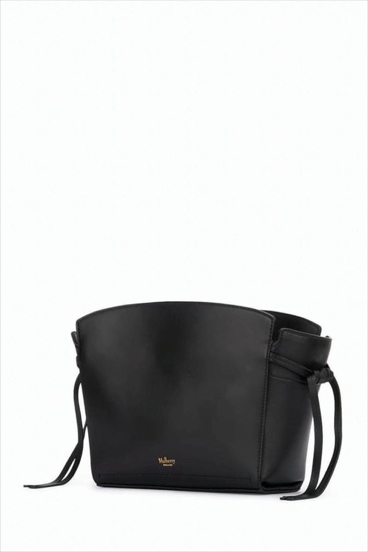 Minimalist Shoulder Bag in Smooth Calf Leather