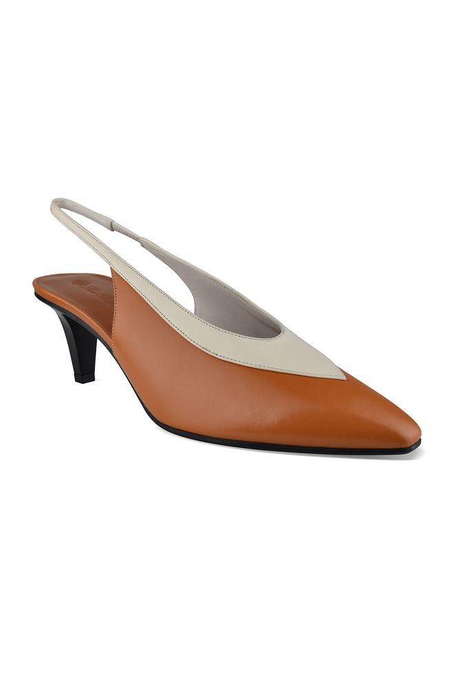 Rebecca Pumps