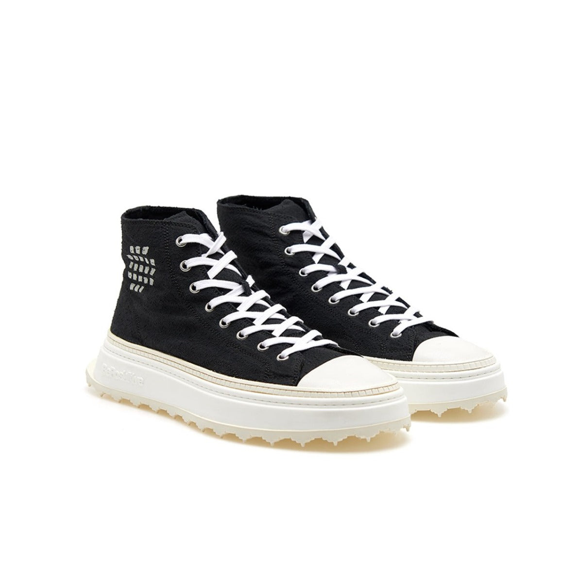 Cuprace Star - Iconic Canvas Sneakers