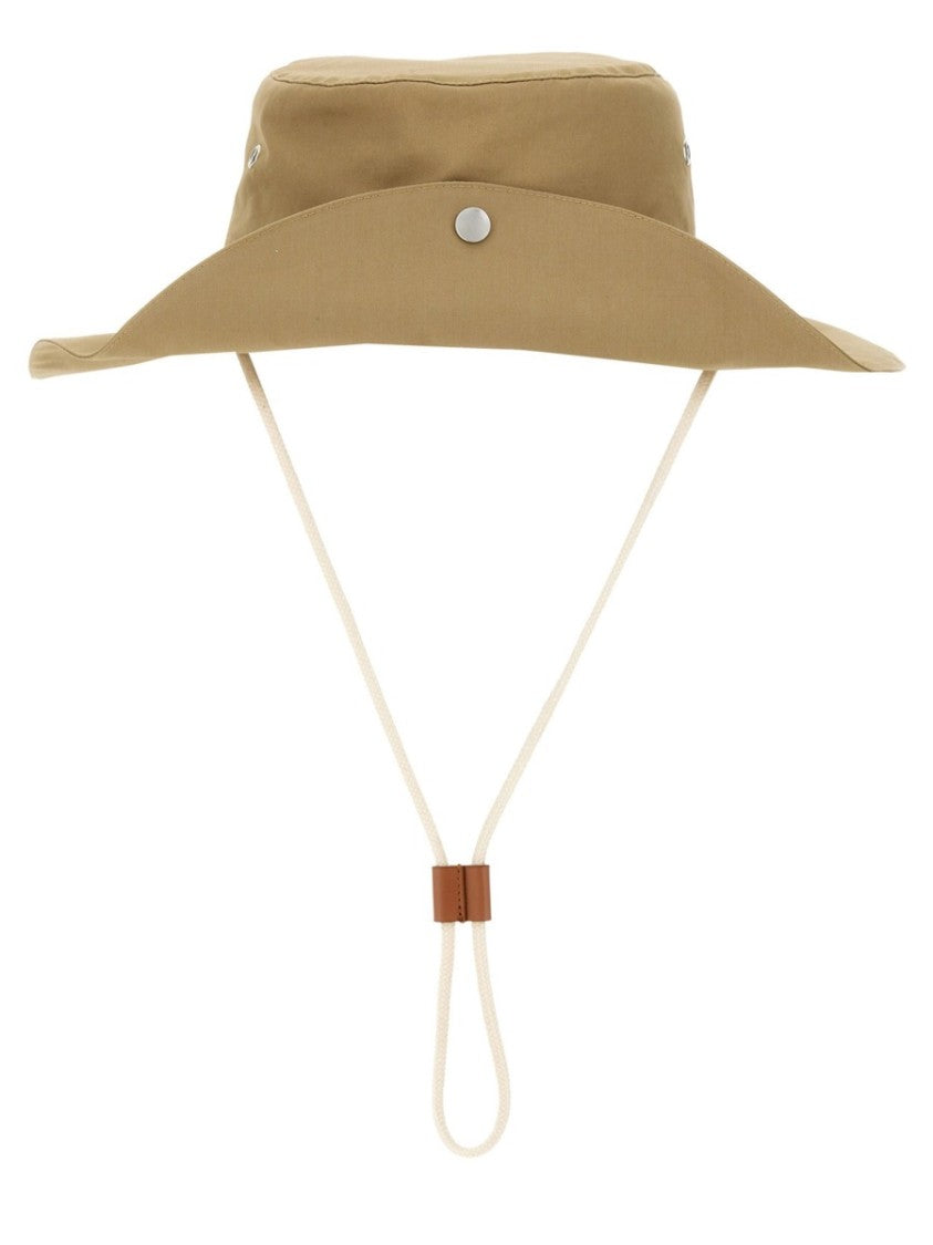 Classic Wide-Brim Hat With Adjustable Elastic Band