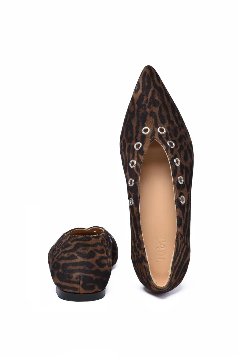 Suede Pointed Ballerinas - Brown