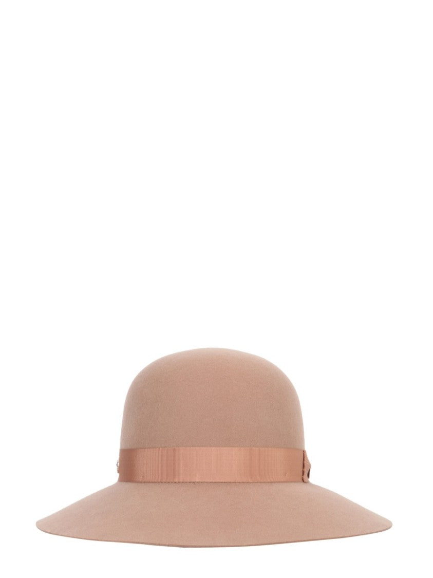 Wide-Brim Hat With Ribbon Band