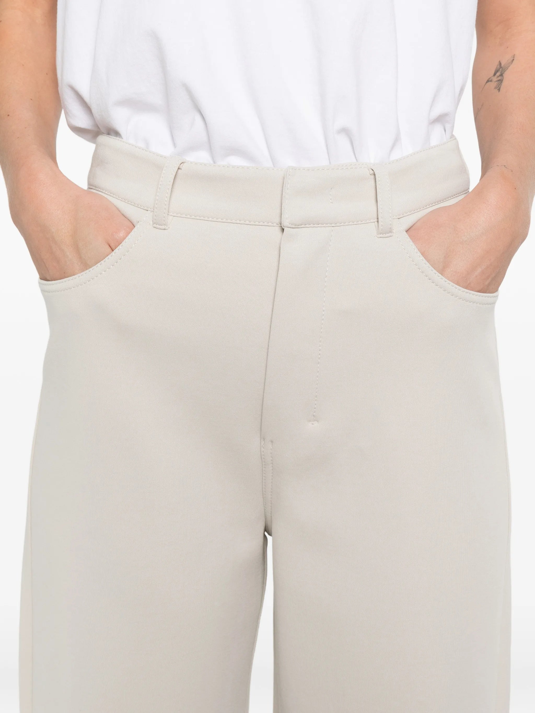 Wide-Leg Pants with High Waist and Structured Finish