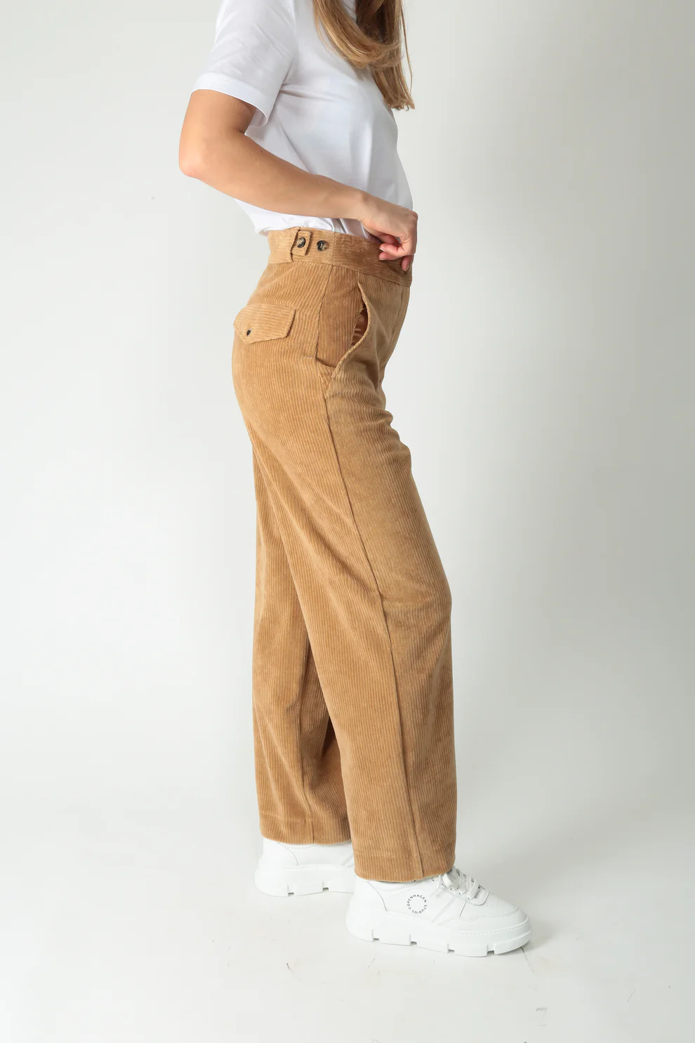 Straight-Leg Corduroy Pants With High Waist