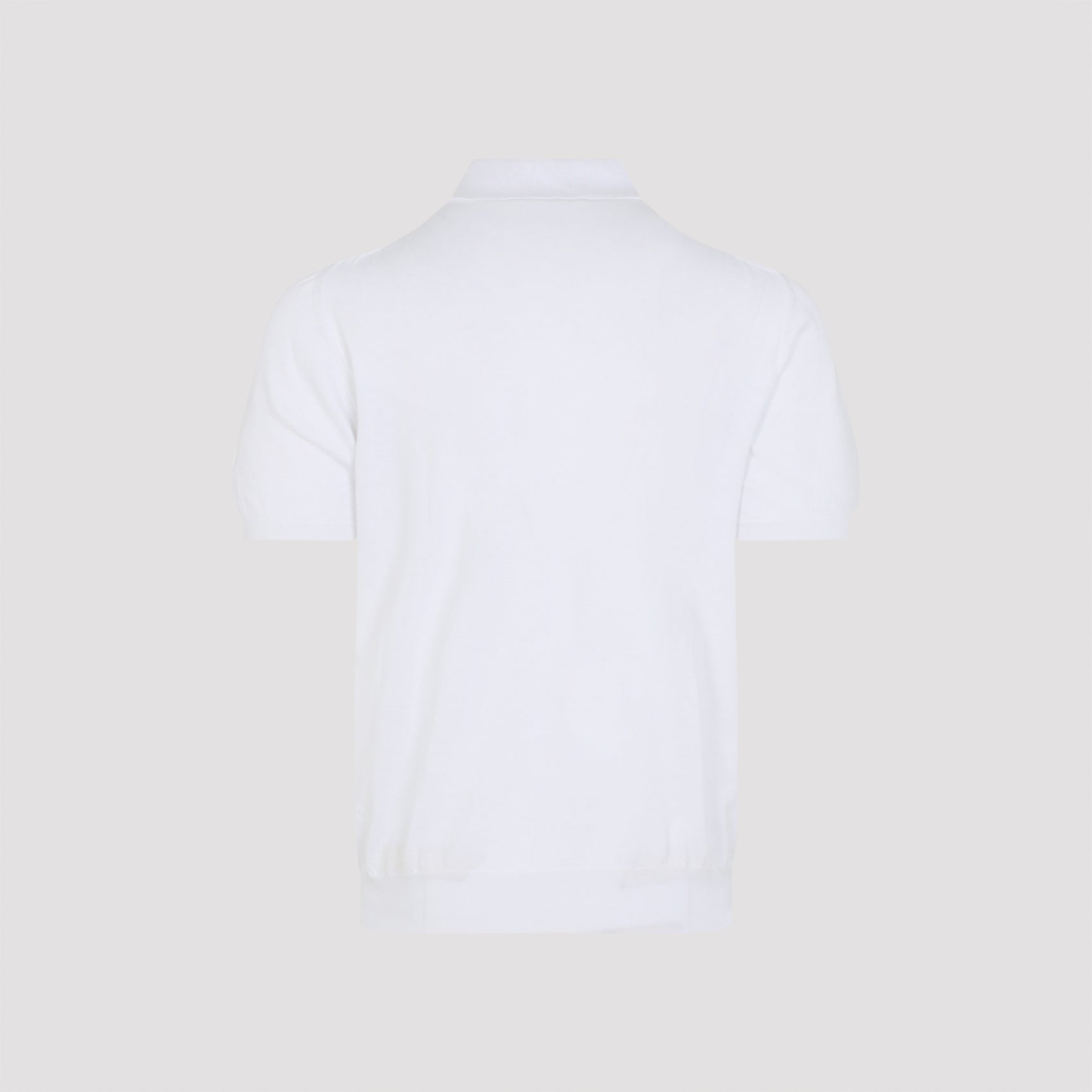 Classic White Polo Shirt With Traditional Collar And Three-Button Placket