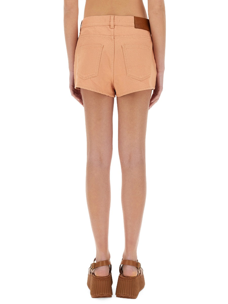Classic Mid-Thigh Cotton Shorts with Timeless Silhouette