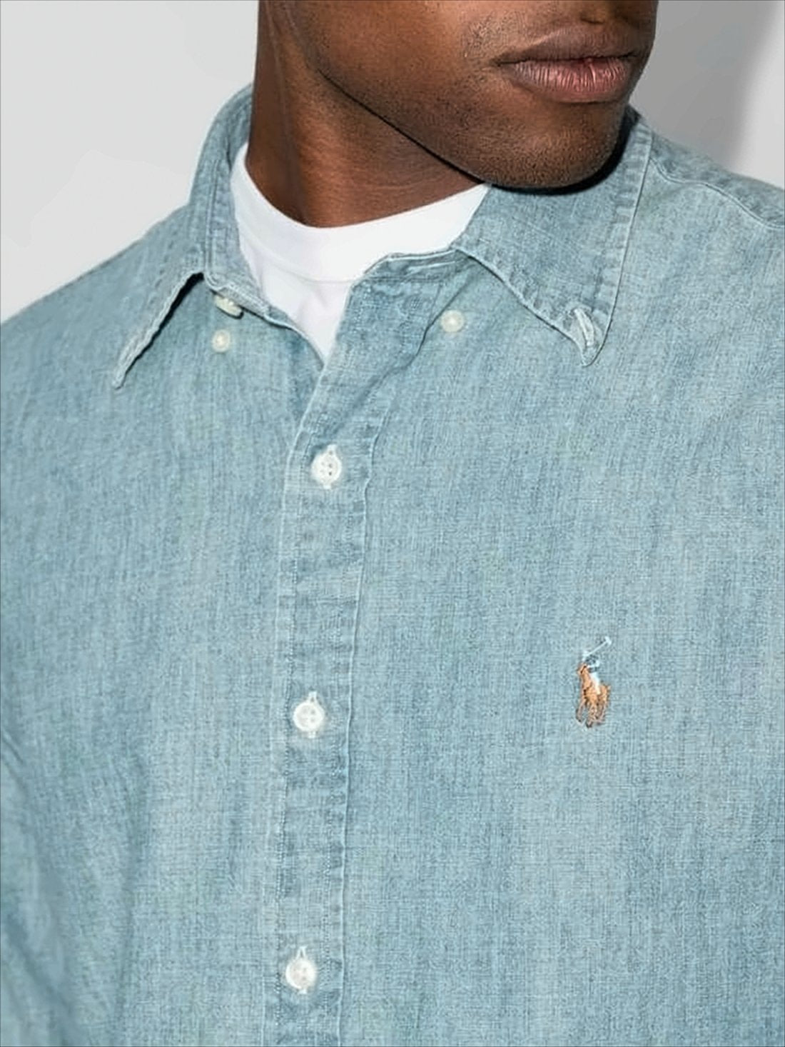 Classic Button-Up Shirt in Light Blue Chambray