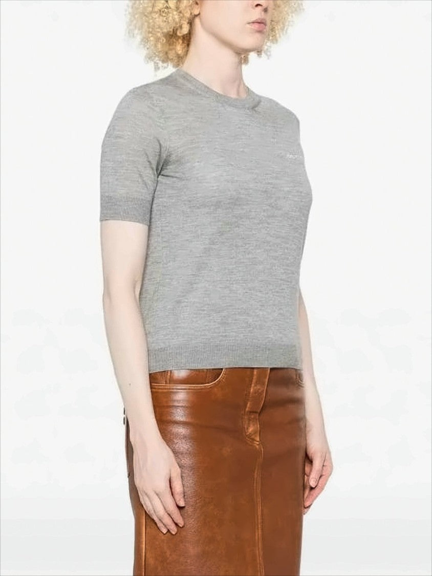 Fitted Short-Sleeved Knit Top in Cashmere