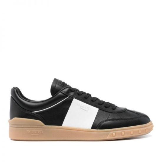 Cowhide Leather Low-Top Sneakers with Distinctive Side Panel